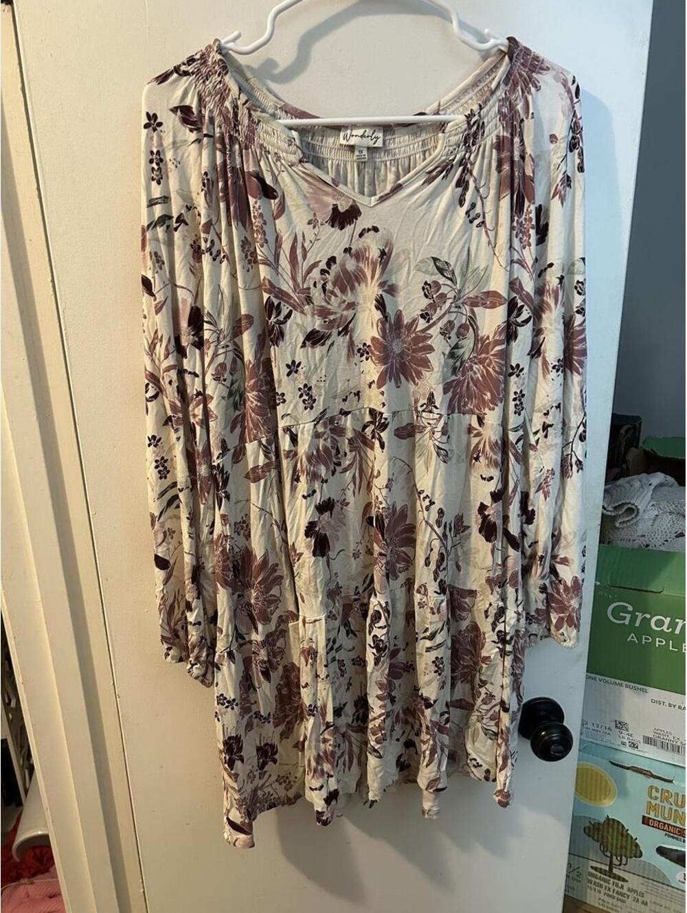 Wonderly brown floral long sleeve dress with elastic waistband, size 1X
